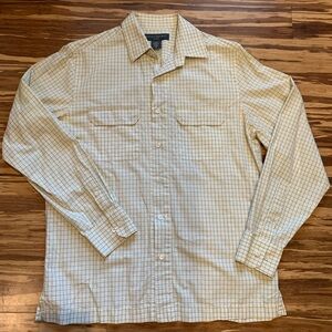 Banana Republic classic fit button up shirt size M